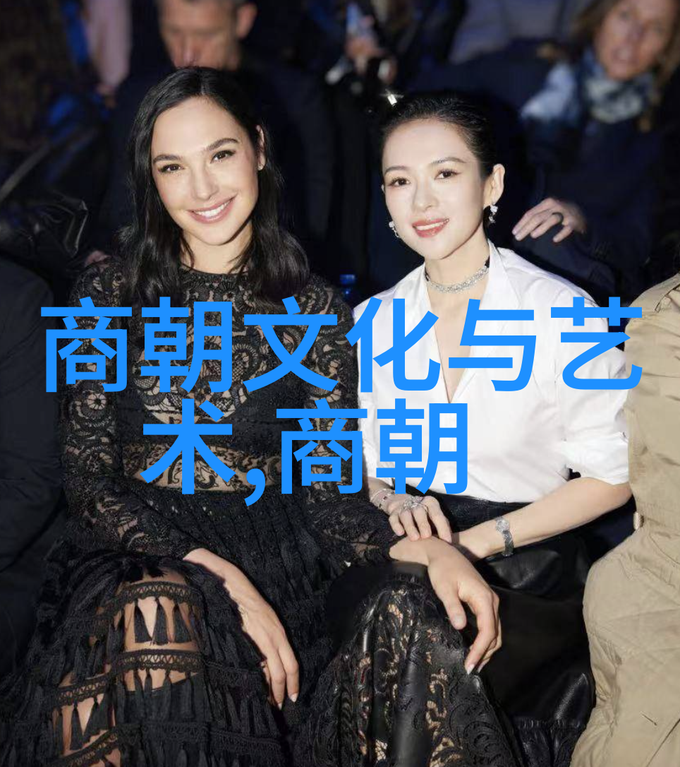 旗袍全开襟双人运动的时尚与活力