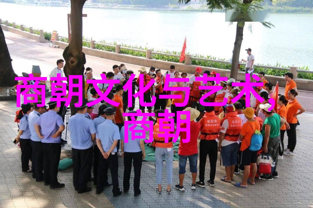 郭子兴(13021355)的东晋诗词名句镶嵌于古代瓷器上成为文人墨客的珍贵物品