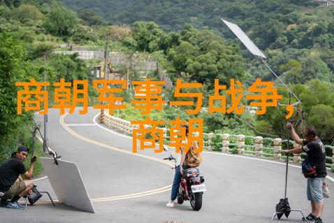 裴艳玲京剧中几个重要角色在物品展览上闪耀