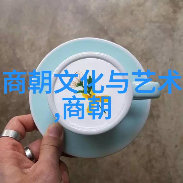 初中学生读完白蛇传应该如何理解爱情与忠诚之间的关系呢