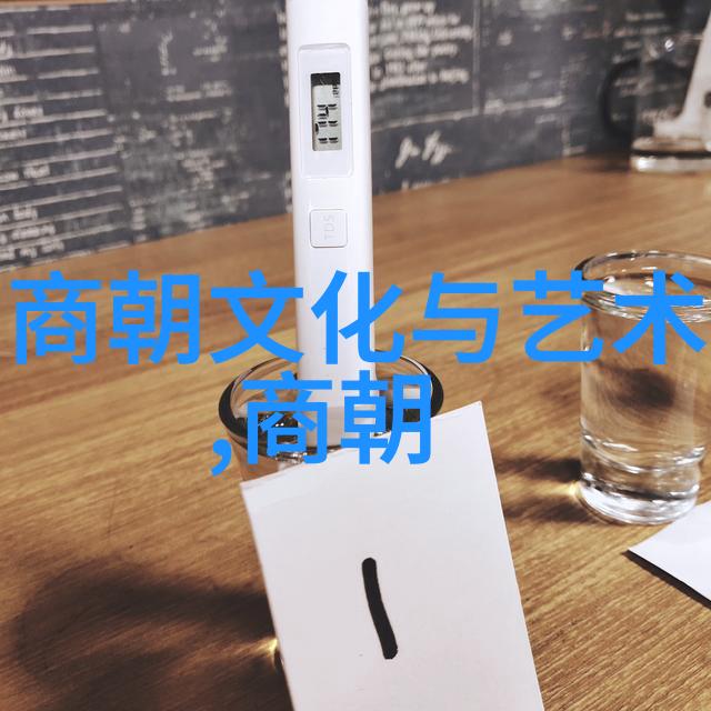 民间故事中有一段奇闻异事讲述了正月十五那天人们会挂起红灯的传说这个习俗背后藏着深远的文化意义和丰富的