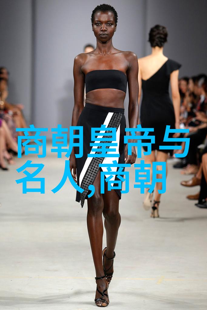 杨式太极拳舒鹏宇在自然景观中模仿北齐书法动作