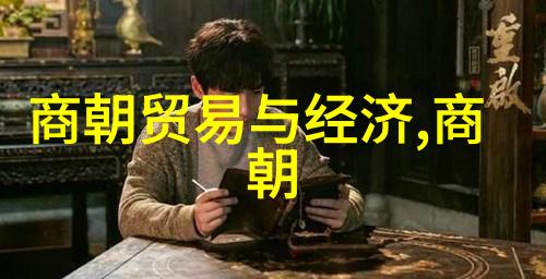 第五届黄梅戏艺术节开闭幕式首次露天举办主题演绎黄梅戏电影龙女情深意长场景背景巧妙融入传统文化物品元素