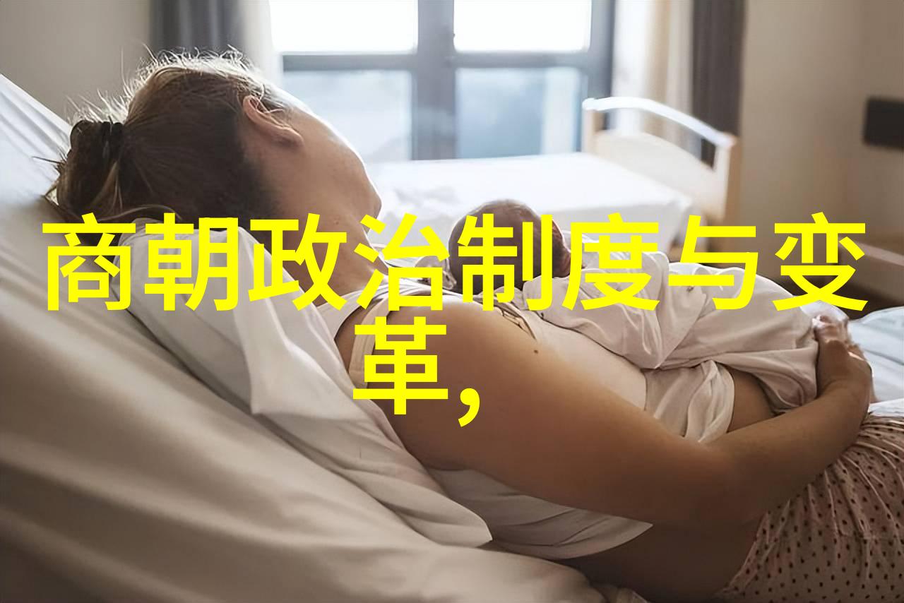 孟小冬的国防知识装备包