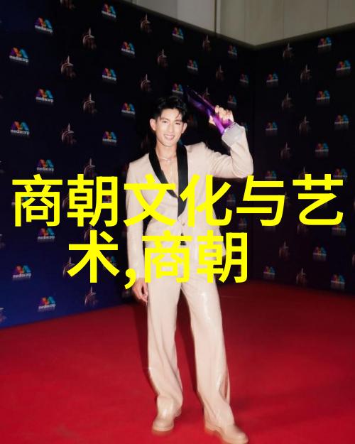 李小欣的形意拳如同李二挥洒的墨水潇潇洒洒地在空中绘出一幅生动的武术画卷