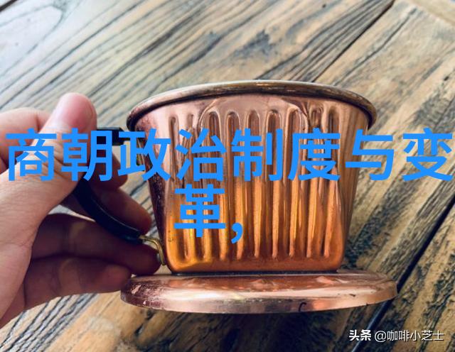 三国魏晋南北朝历史人物诸葛亮曹操司马懿像闪电划破夜空留下永恒的光芒