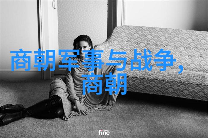 霍元甲在子陵军事论坛上展示其秘籍与古老兵器吸引了无数好奇的目光